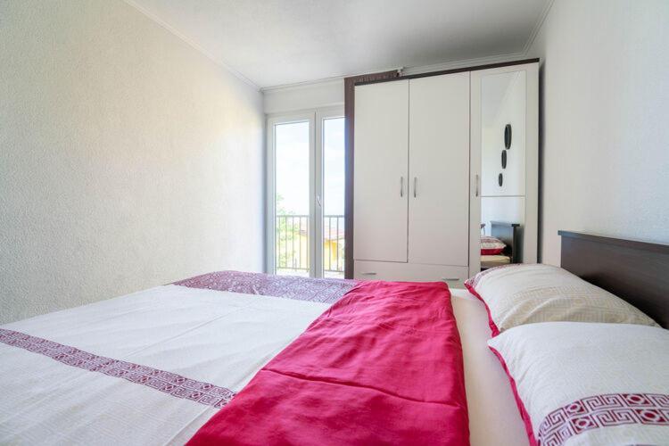 Apartments Nika With Swimming Pool And Beautiful Sea View Dobreć Esterno foto