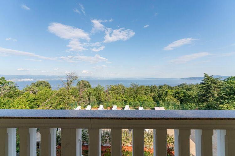Apartments Nika With Swimming Pool And Beautiful Sea View Dobreć Esterno foto