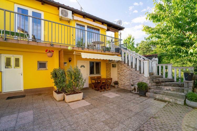 Apartments Nika With Swimming Pool And Beautiful Sea View Dobreć Esterno foto