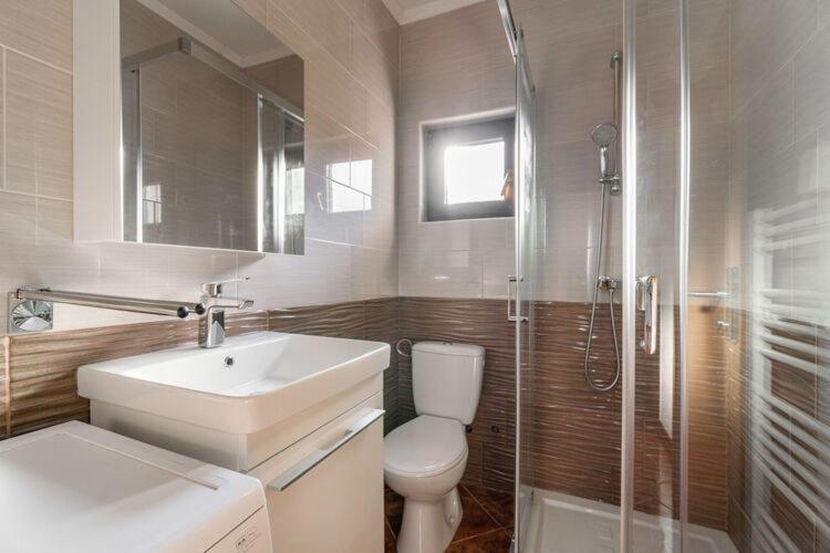 Apartments Nika With Swimming Pool And Beautiful Sea View Dobreć Esterno foto
