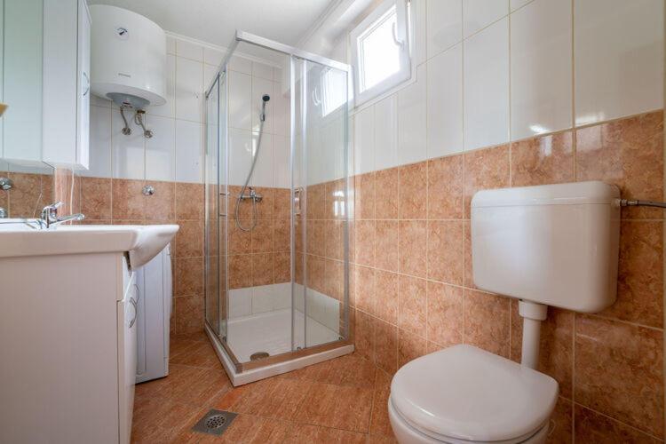 Apartments Nika With Swimming Pool And Beautiful Sea View Dobreć Esterno foto
