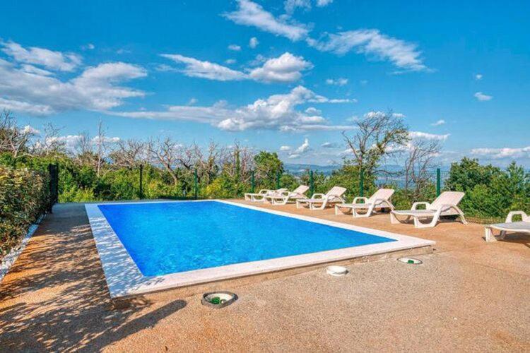 Apartments Nika With Swimming Pool And Beautiful Sea View Dobreć Esterno foto